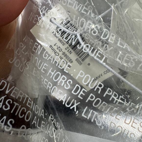 NWT OLD NAVY Strappy Slingback Mary Jane Heels Metallic Silver 9 - Picture 7 of 7